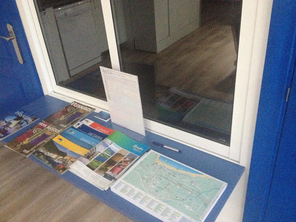 Galerna Zarautz Hostel Luaran gambar